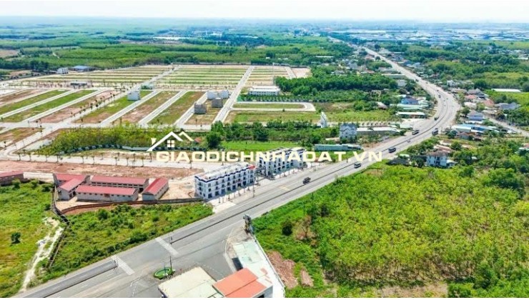 Chỉ 190 triệu lô đất gần chợ , trường học khu công nghiêp
